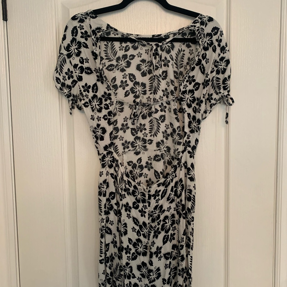 Urban Outfitters Dress - Picture 2 of 6